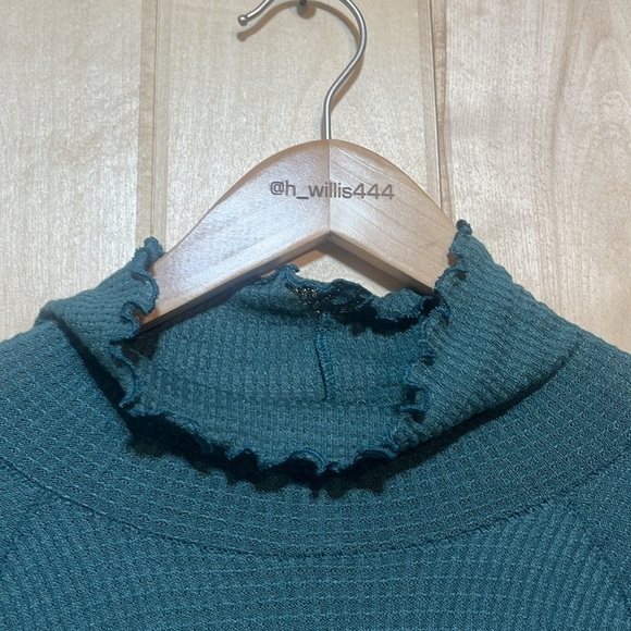 Intimately Free People Make It Easy‎ Waffle Knit Lettuce Hem Thermal Top in Teal - Picture 5 of 8